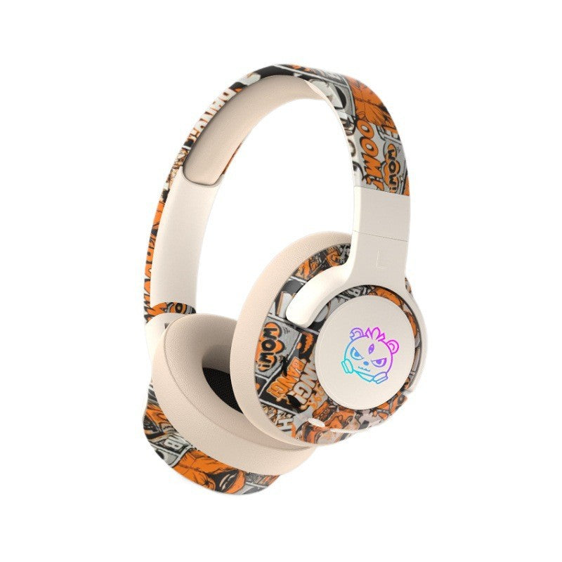 2026 Popular Bluetooth Headphones Over-Ear Headphones with Painted Graffiti Led Lighting 3D Seamless Earcups Private Model