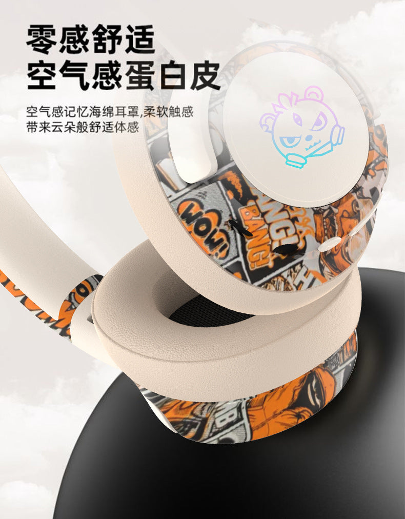 2026 Popular Bluetooth Headphones Over-Ear Headphones with Painted Graffiti Led Lighting 3D Seamless Earcups Private Model
